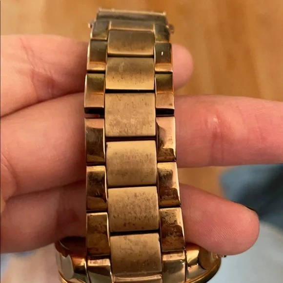 Gold Michael Kors Watch - Picture 3 of 7